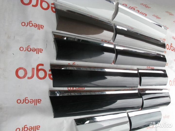 Молдинг двери Volkswagen Touareg 2010-2018