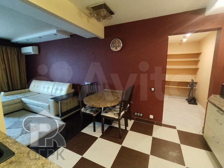 3-к. квартира, 68 м², 3/17 эт.