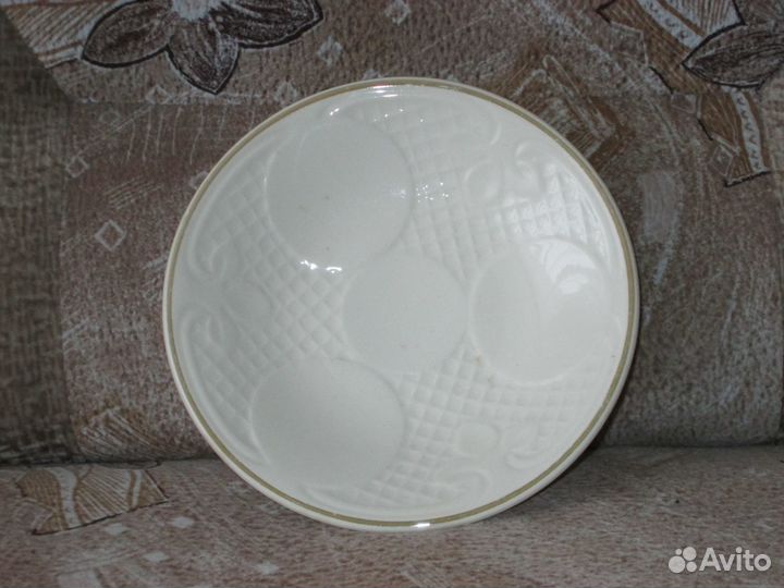 Блюдца керамические зик времен СССР