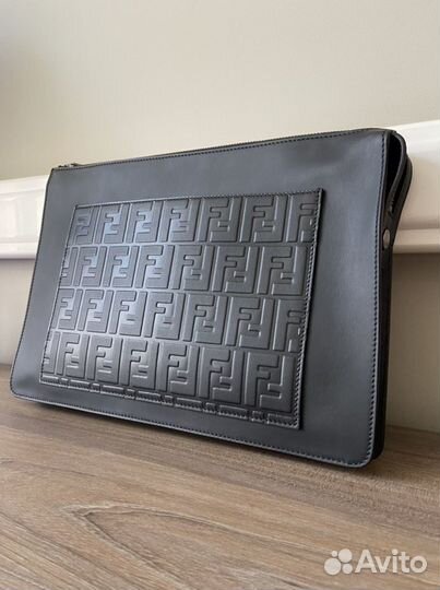 Кожаная сумка (папка)для документов оригинал Fendi
