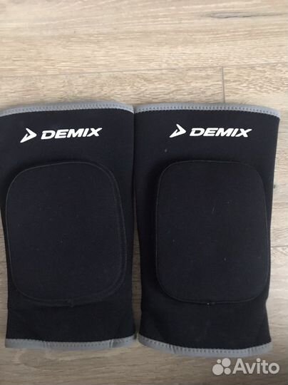 Наколенники