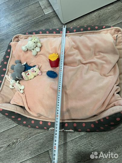 Лежанка для собачки