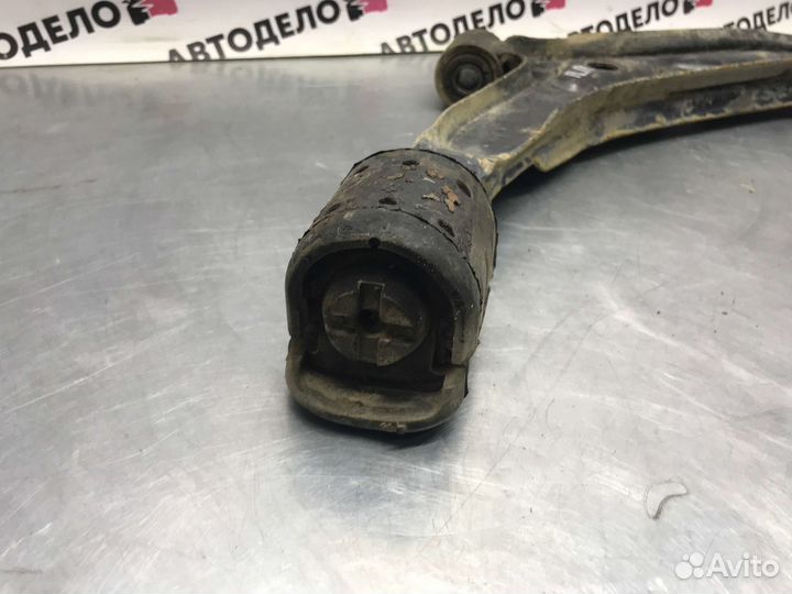 Рычаг передний правый Nissan Almera N15 1998 г.в