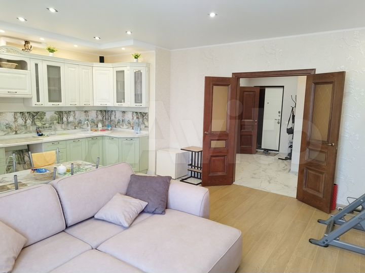 2-к. квартира, 58 м², 20/22 эт.