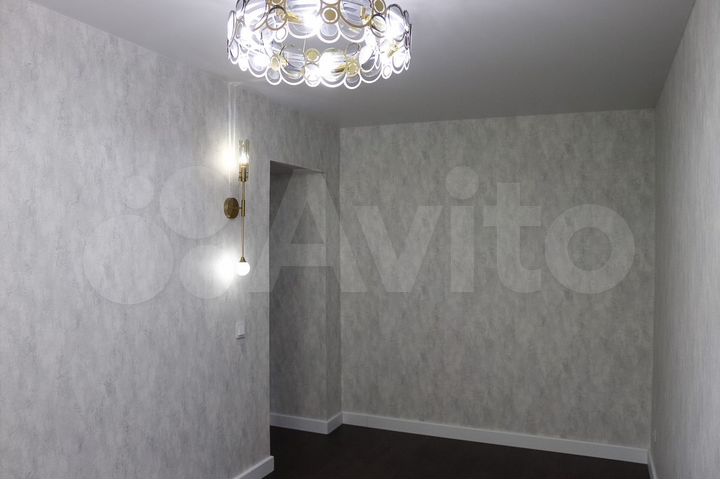 4-к. квартира, 81,5 м², 2/5 эт.