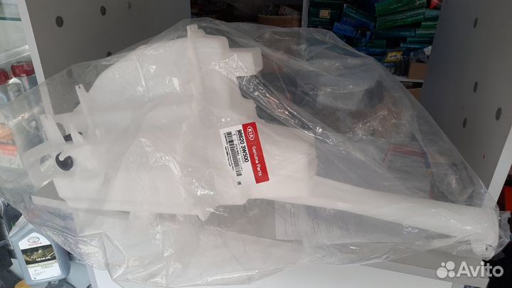 Бачок омывателя новый Kia Sportage 3 2010-2015