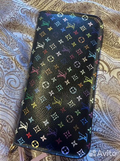 Luis vuitton кошелек оригинал