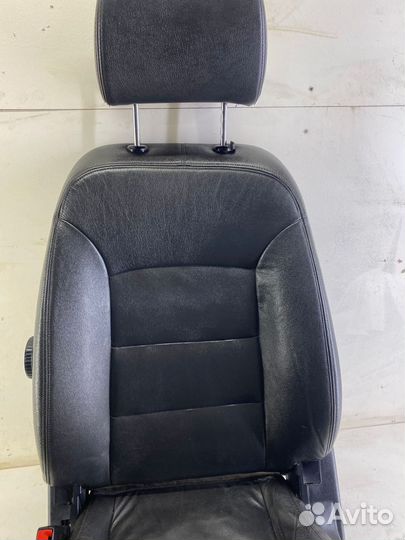 Кожаный салон Great Wall Hover