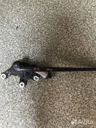 Моторчик Дворника с поводком на Audi A3