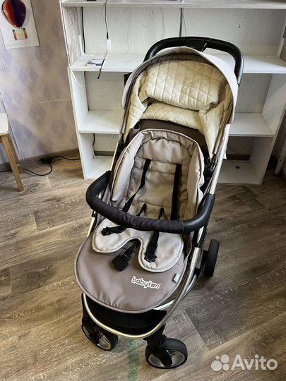 Коляска прогулочная