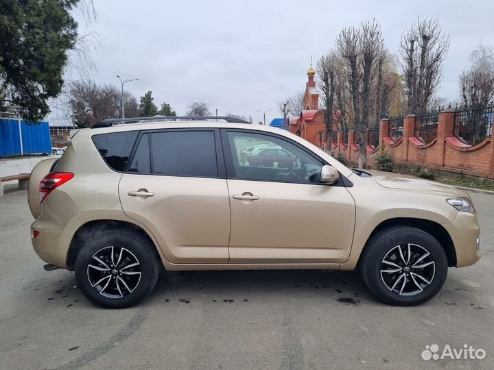 Toyota RAV4 2.0 CVT, 2011, 170 500 км