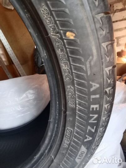 Bridgestone Alenza 001 255/55 R20