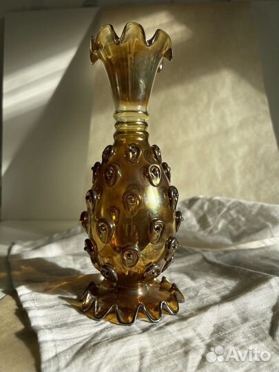Ваза медовое стекло винтаж
