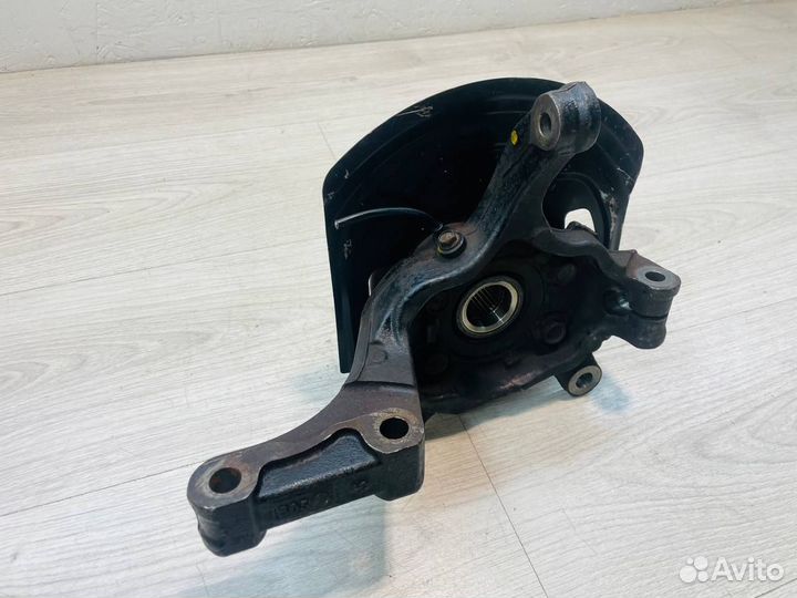 Кулак поворотный передний правый Nissan X-trail 31