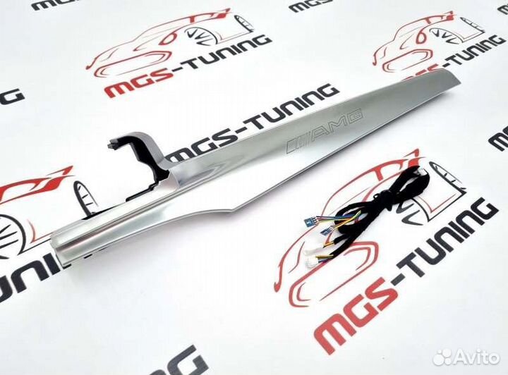 Вставка торпедо AMG с подсветкой C-class W205