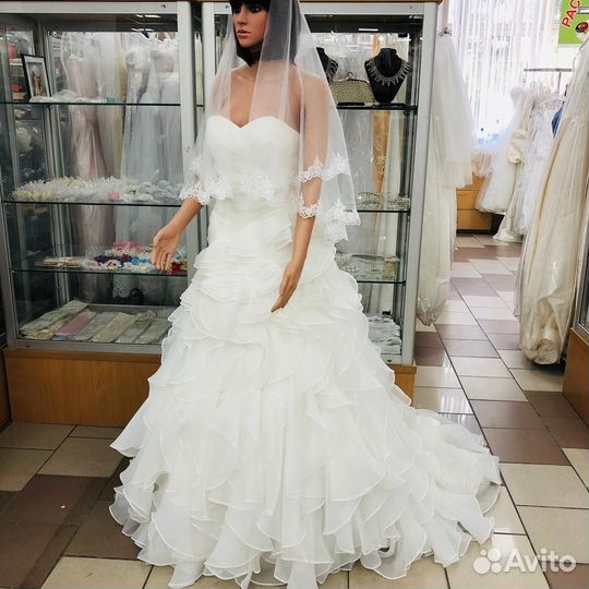 Свадебные платья