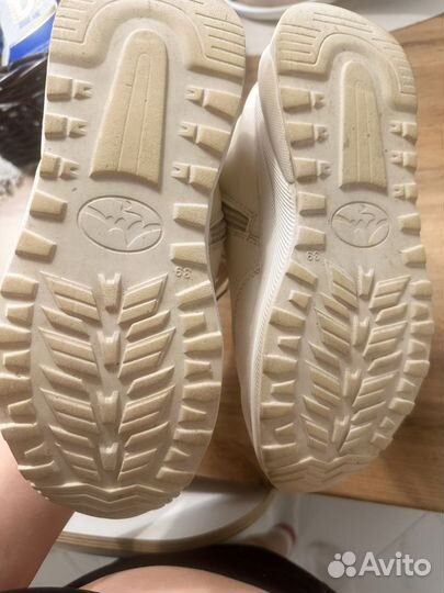 Ботинки женские зимние 39 размера