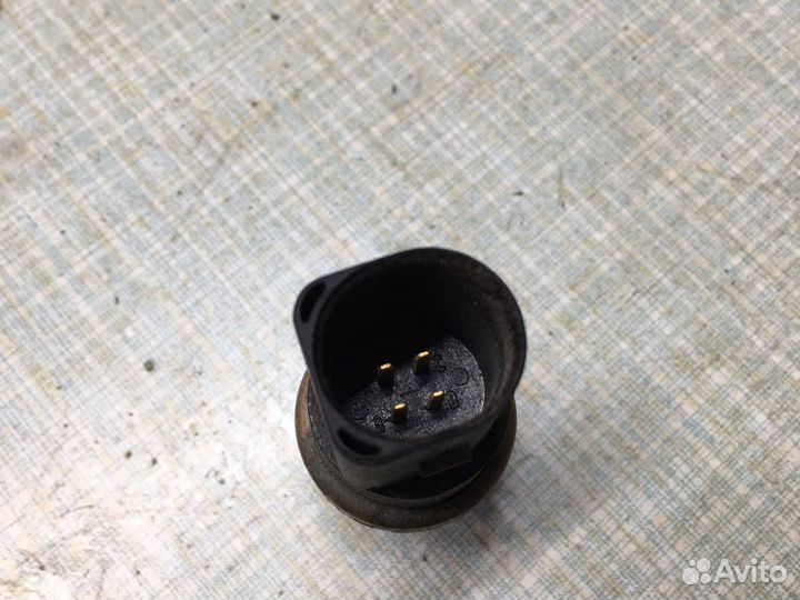 Датчик температуры термостата Ауди A6 C5