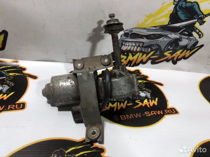 Мотор стеклоочистителя Audi Coupe 1985