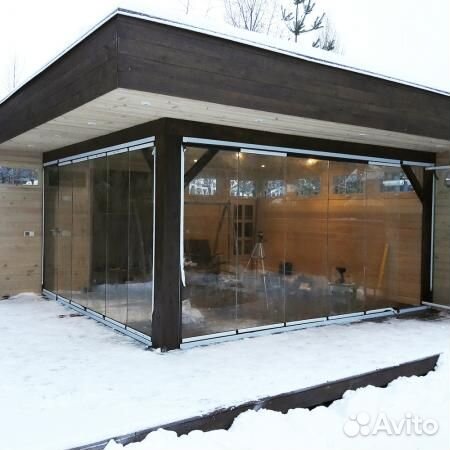 Безрамное остекление беседки