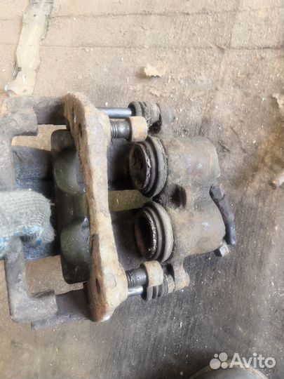 Суппорта передние