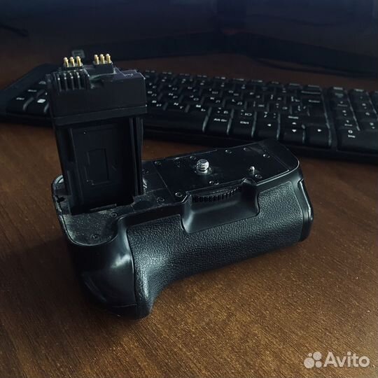 Батарейный блок для canon 550d, 600d, 650d