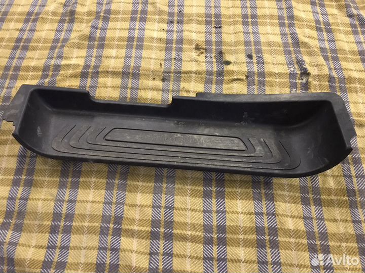 Пластиковый порог дверного проема w447