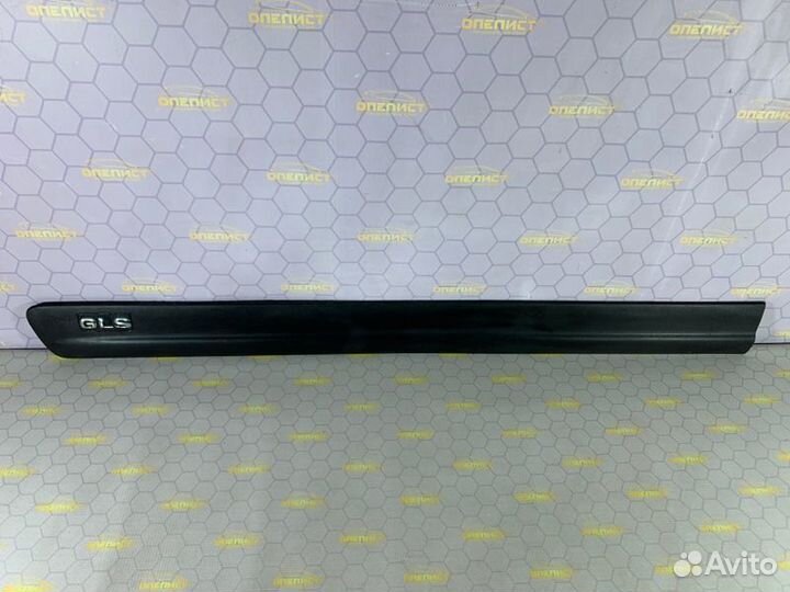 Молдинг двери передний левый Opel Sintra