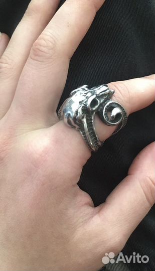 Кольцо череп перстень