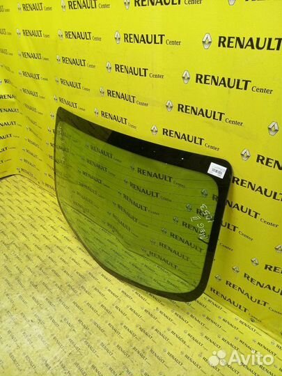 Стекло заднее Renault Megane седан 1.6 2008