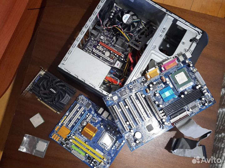 Материнская плата с процессором