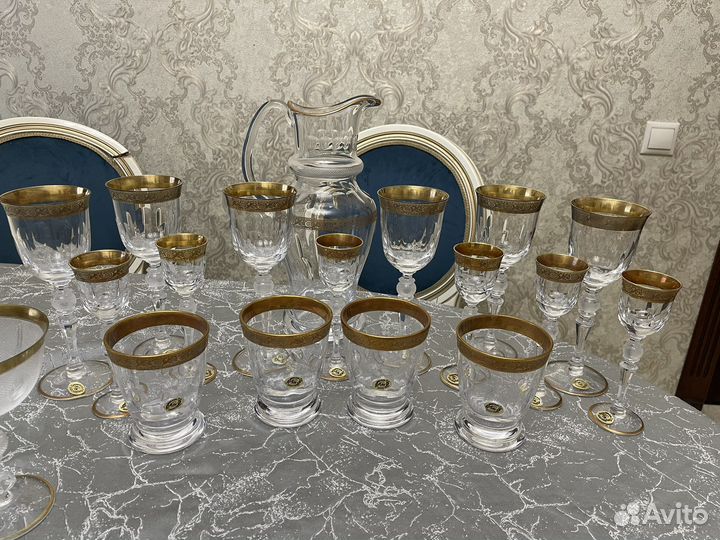 Графин со стаканами