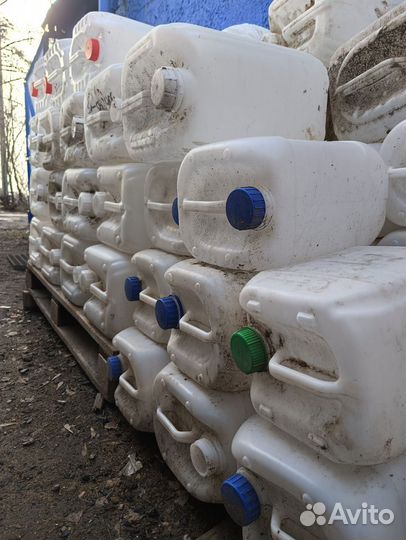 Канистра пластиковая 20 литров