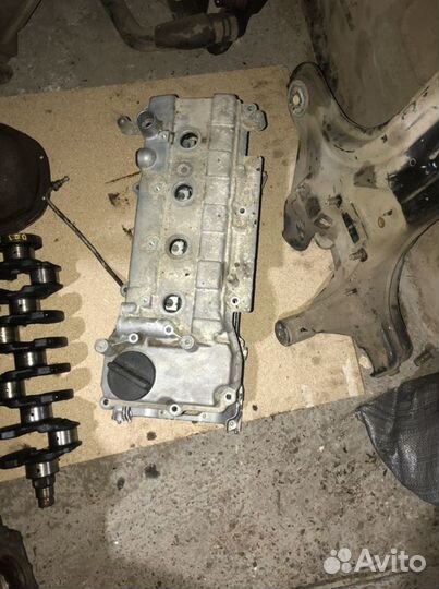 Клапанная крышка nissan 1,4