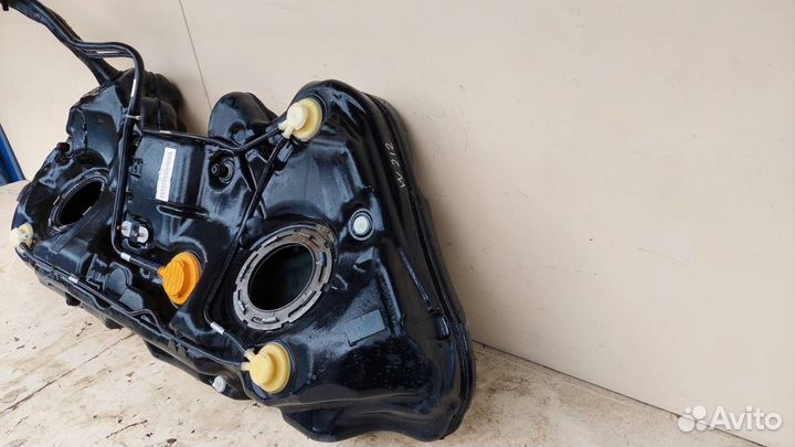 Бак топливный Mercedes-Benz E-Class W212 2009-2016