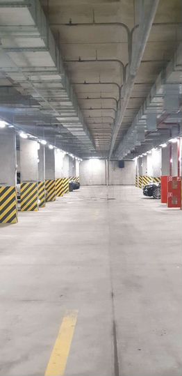 Машиноместо, 14 м²