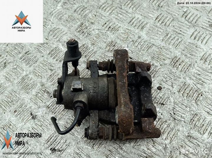 Суппорт задний правый Peugeot 307 рест. 2005