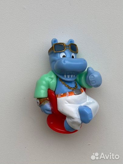 Игрушки из киндера 90х бегемот крот