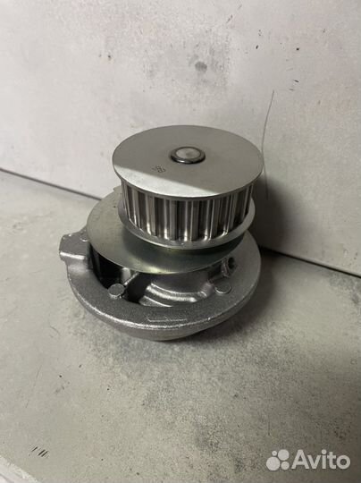 Насос водяной (помпа) Dolz O-117 на Opel