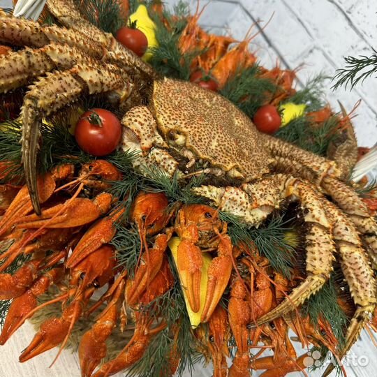 Корзина с раками и крабом/ Подарки мужчинам