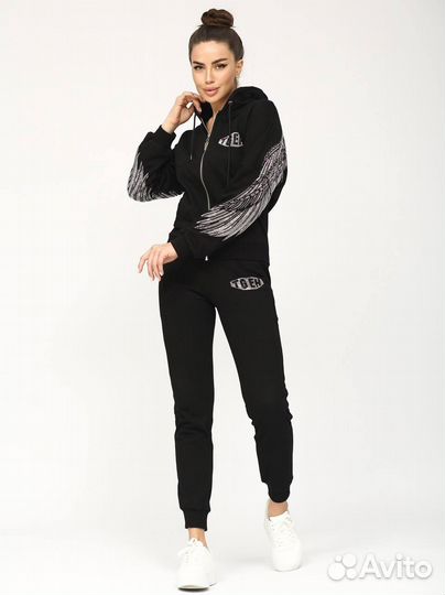 Новый костюм женский