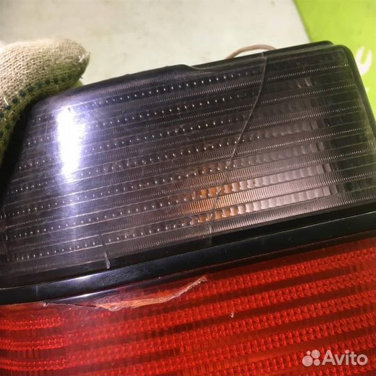 Фонарь задний наружный левый Фольксваген Гольф 3