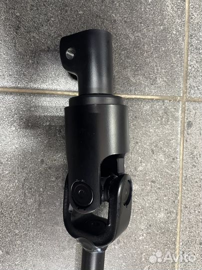 Вал рулевой Lexus LX