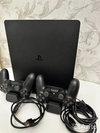 Sony PS4 slim 1tb