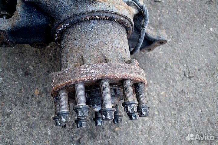 Ступица, дисковые тормоза, передний мост, левая MA