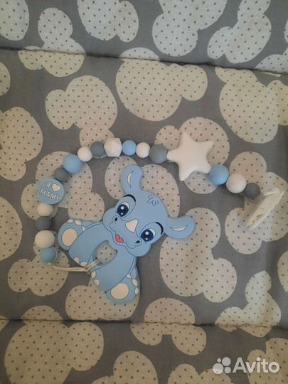 Держатель для соски и прорезыватель (грызунок)