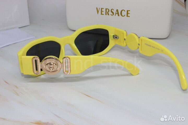 Солнцезащитные очки женские Versace