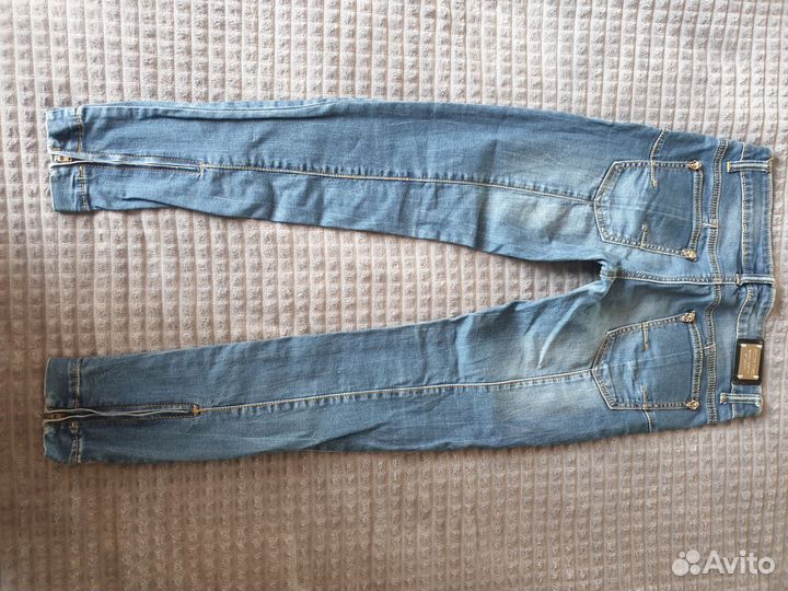 Джинсы женские