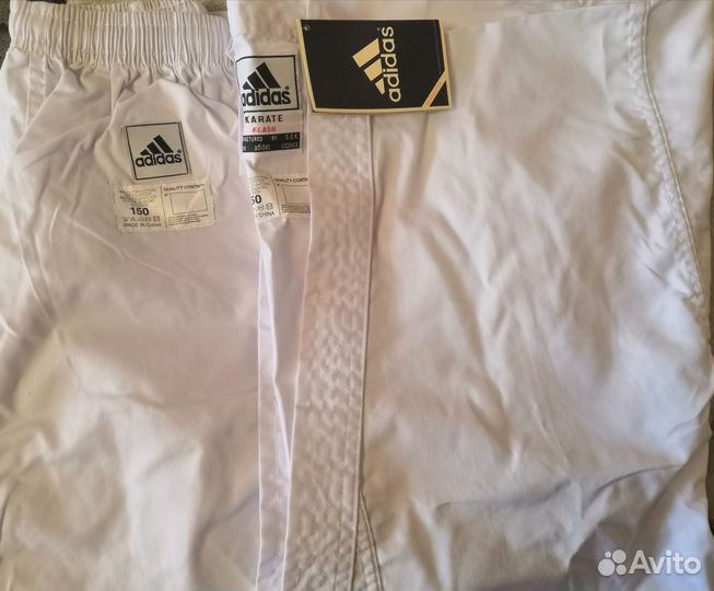 Кимоно для занятия каратэ Adidas, 150 см. Новое