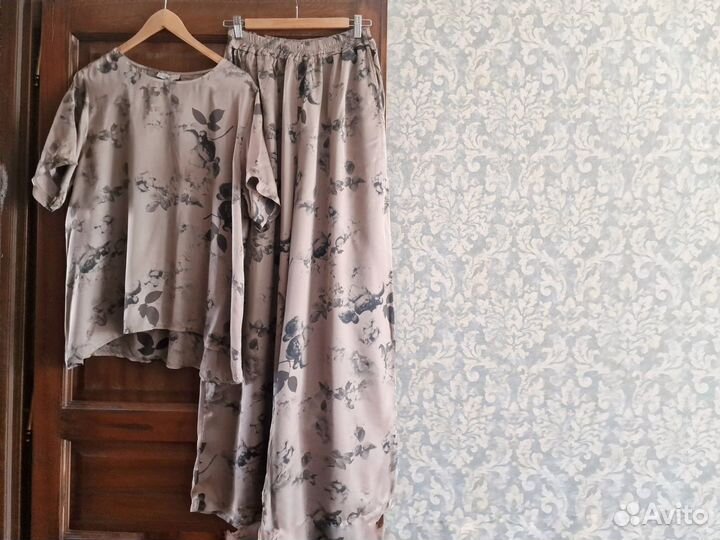 Костюм новый Италия 48-56р